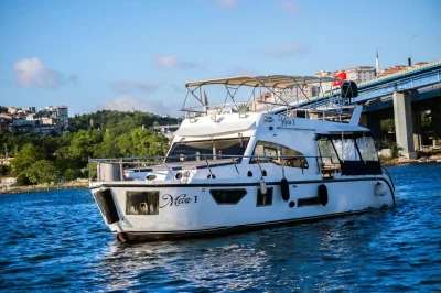 Private Yacht Tour in Istanbul