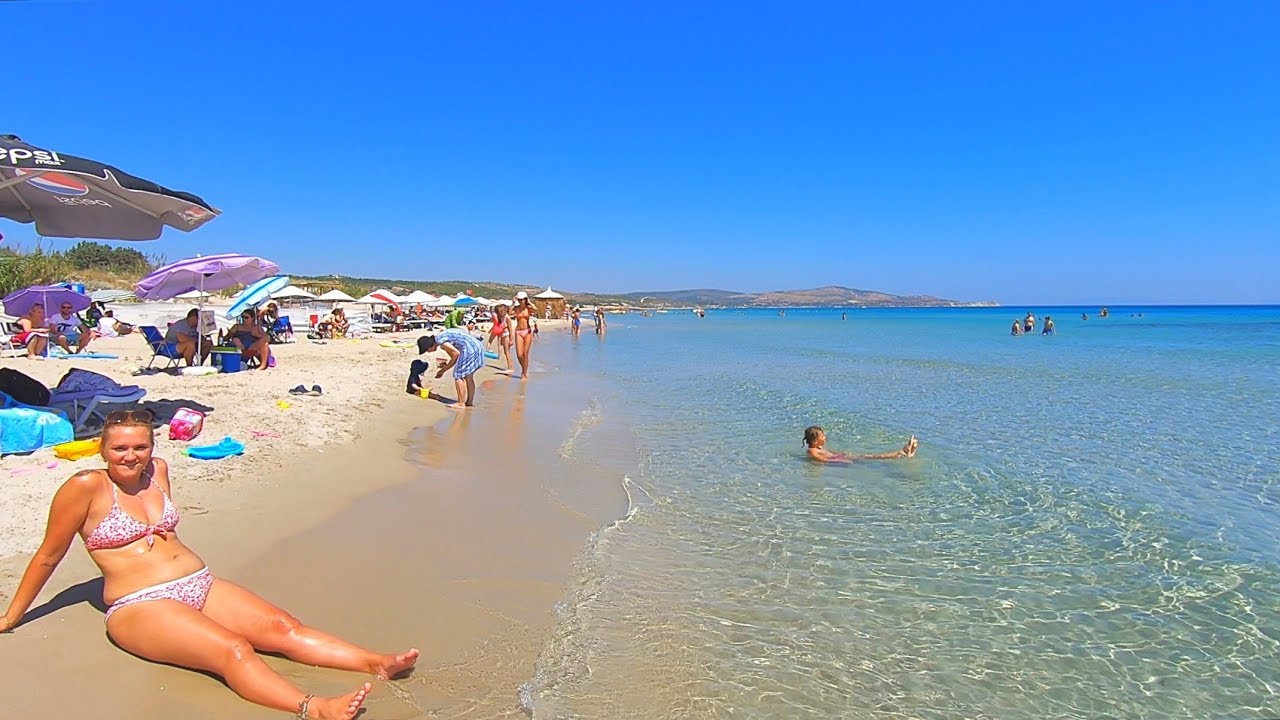 Altin Kum beach in Izmir