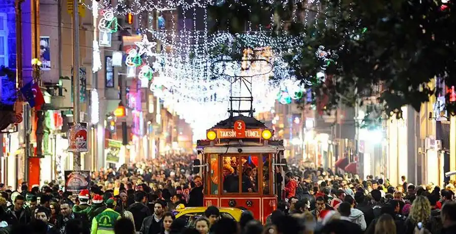 Рождество и Новогоднее празднование в Стамбуле
