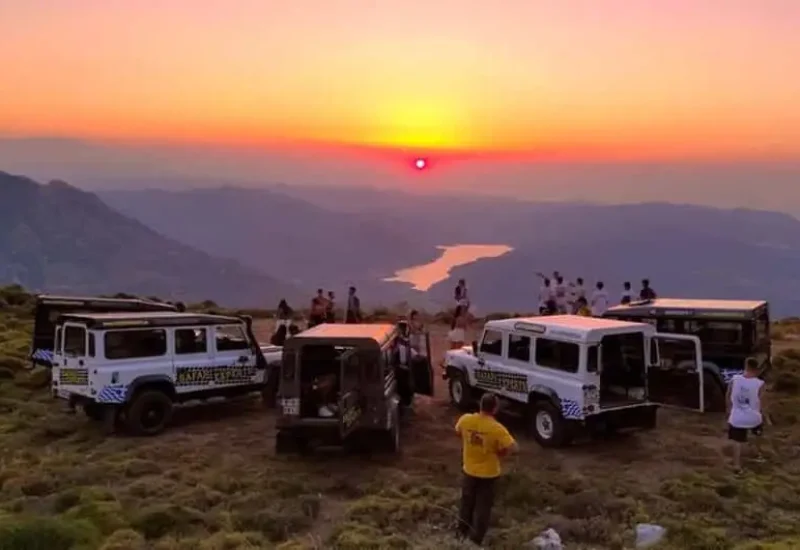 Sunset Jeep Safari with Champagne in Cappadocia