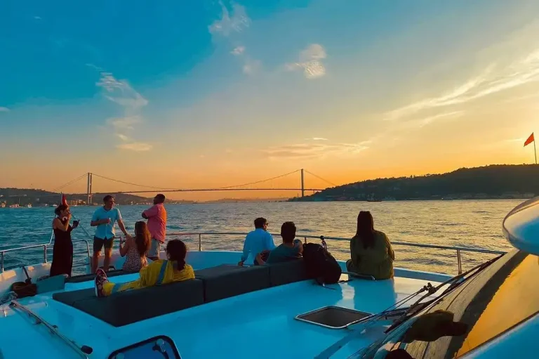 Istanbul Sunset Yacht Tour
