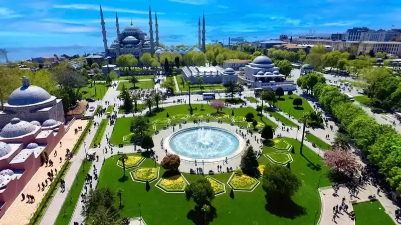 Sultanahmet Square: The Historic Heart of Istanbul