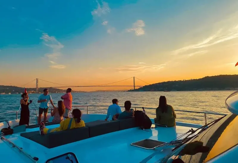 Istanbul Sunset Yacht Tour