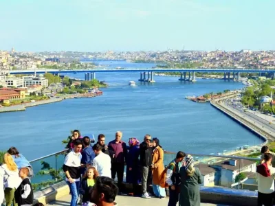 Pierre Loti Hill Bosphorus Cruise with Cable Car Afternoon Tour