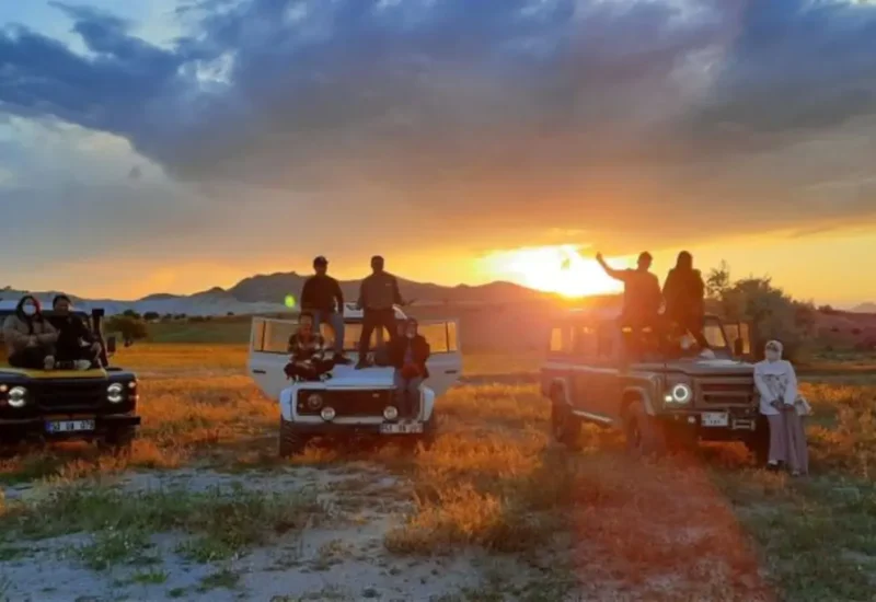 Sunset Jeep Safari with Champagne in Cappadocia