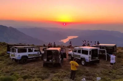 Sunset Jeep Safari with Champagne in Cappadocia