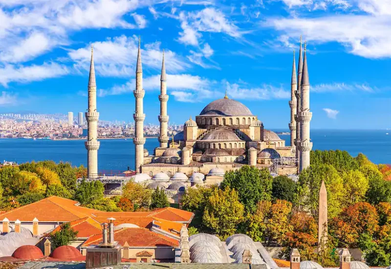 Blue Mosque (Sultanahmet Mosque):