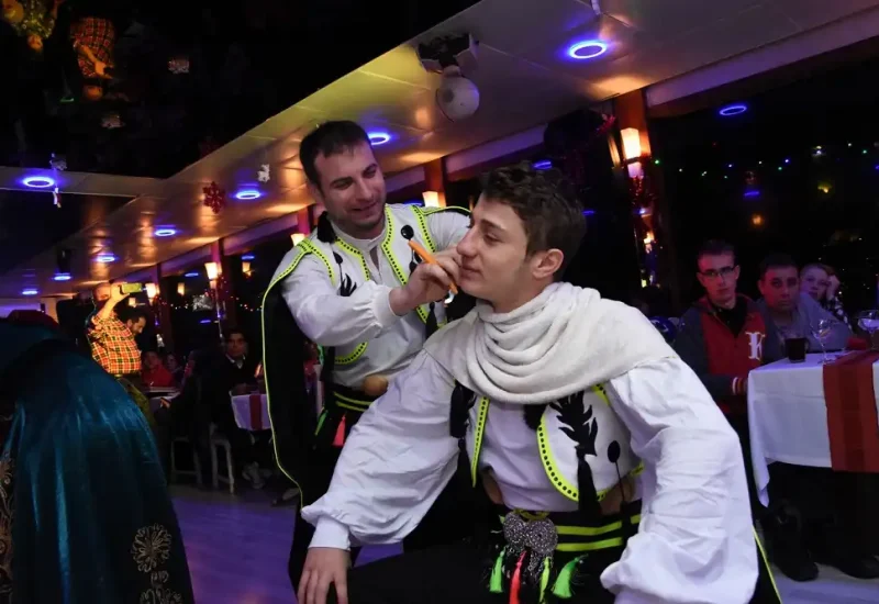 Best Bosphorus Dinner and Turkish Night Show Cruise